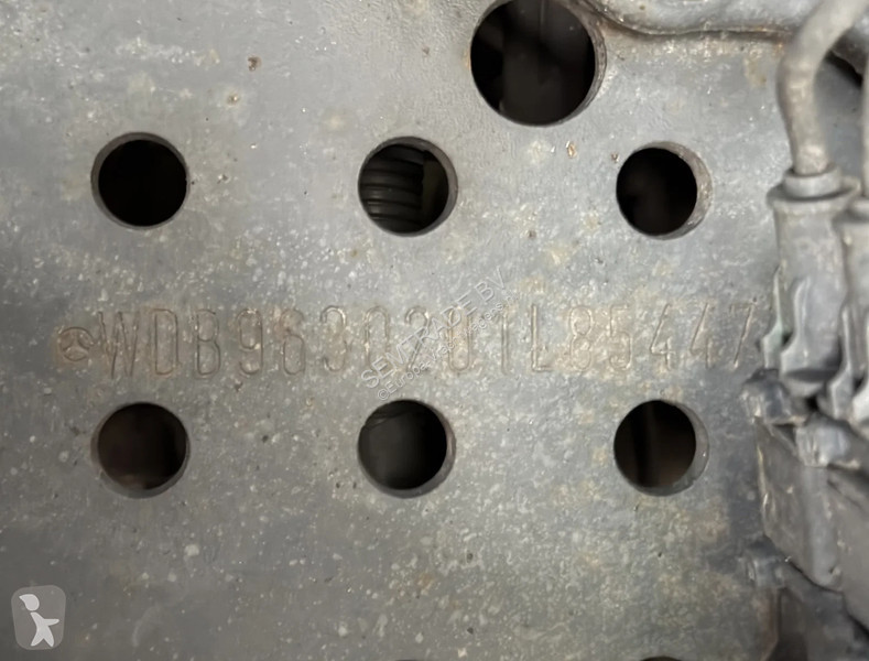 شاحنة Mercedes 2842 EURO 6 ISOLATED BOX CARRIER...