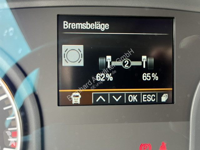 Vrachtwagen MAN 18.290