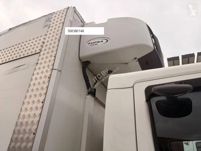 Lastbil Renault D WIDE 320 DTI 8