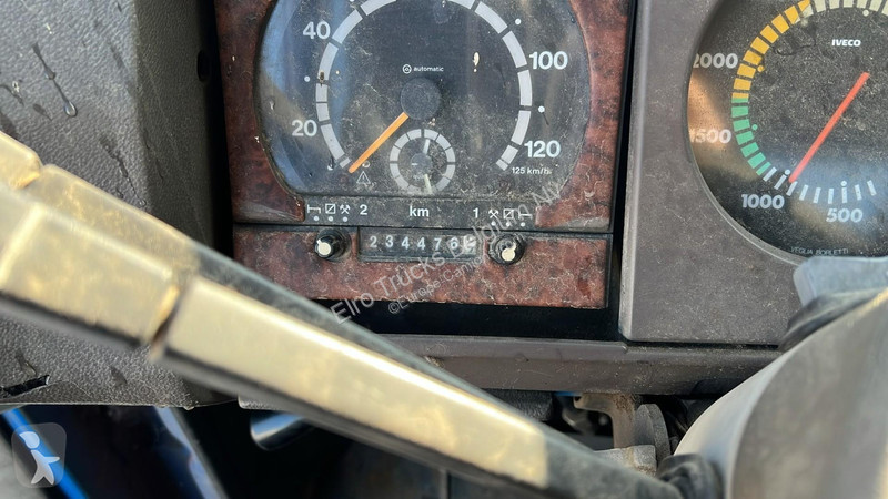 Lastbil Iveco 180 - 23 (V8 / MANUAL PUMP /...