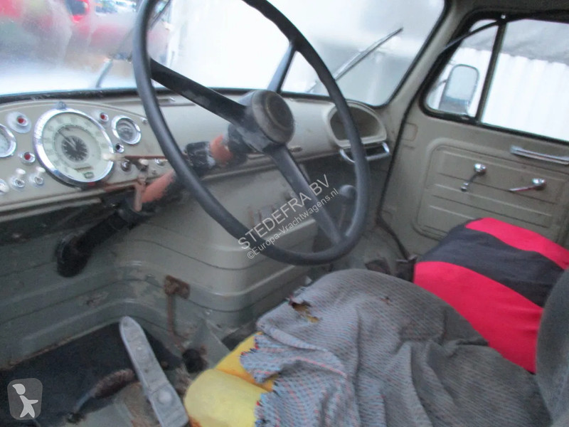 Kamion MAN 520 , 11-136 , 6 Cylinder , Manual ,...