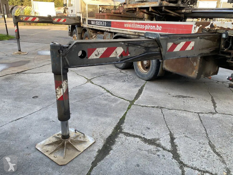 Kamion Volvo F 12 8X4 + CORMACH 0 CRANE - 8.642...