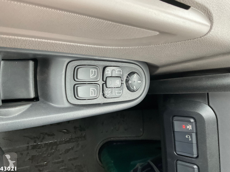 Camion DAF FAQ  430 HMF 28 Tonmeter laadkraan