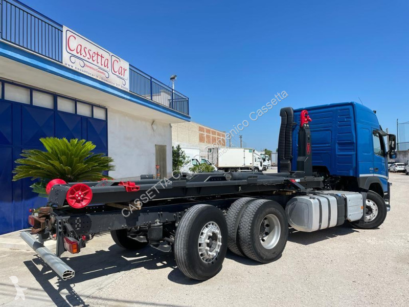 Camion Volvo FM 11 450 EURO 6 CABINA BASSA...