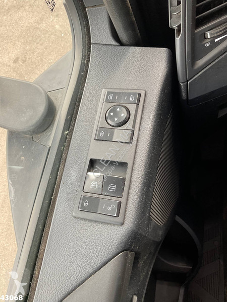 Camion Mercedes 3251 8x4 Euro 6 Hiab 28...