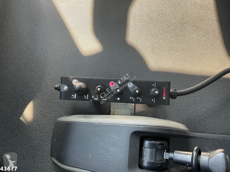 Kamion MAN 32.470 8x4 Euro 6 Hiab 22 Tonmeter...