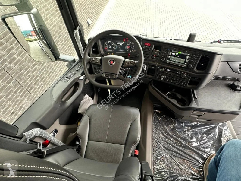 Vrachtwagen Scania R540 NGS 10X4 TRIDEM CHASSIS...