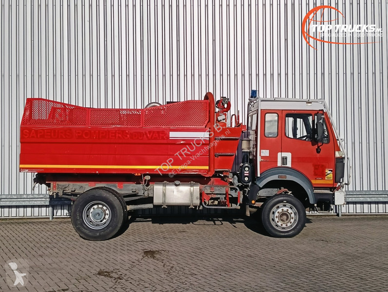 Camión Mercedes 4x4 -6.000 ltr tank, 450 Foam -...