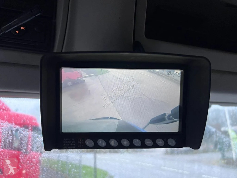 Kamion Volvo 250 4X2 EURO 6 599.111km DHOLLANDIA