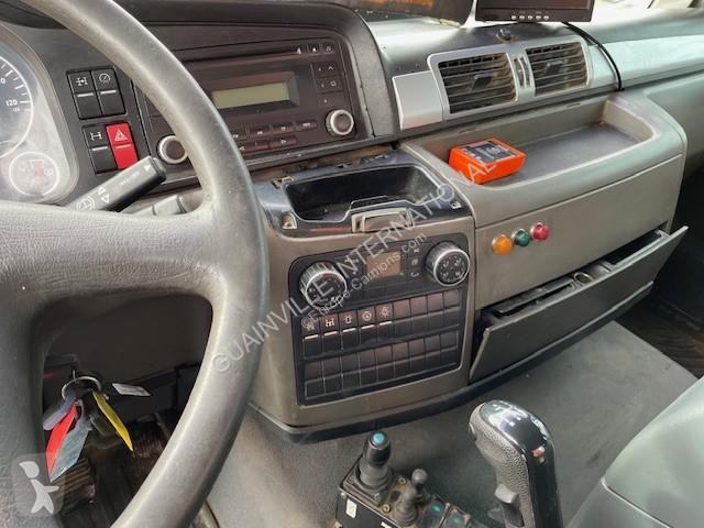 Camion MAN 33.360