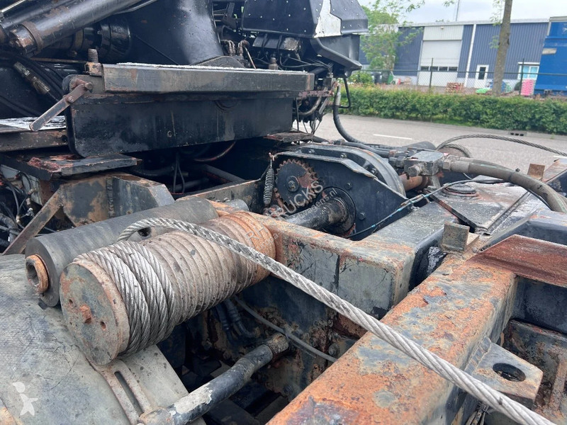 Camion MAN 35.440 8X2-4 + HIAB 220C-5 REMOTE +...