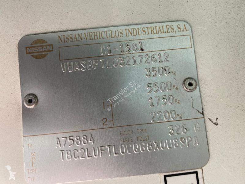 Camion Nissan E 120