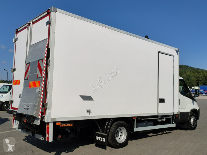 Camião Iveco 70C18 Mroźnia Ściana Grodziowa...