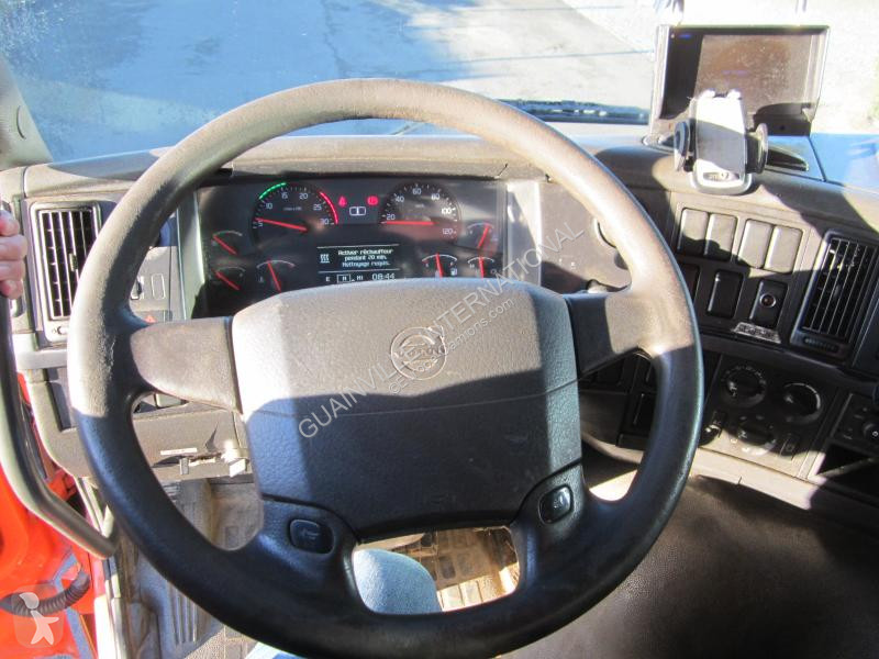 Camion Volvo 440
