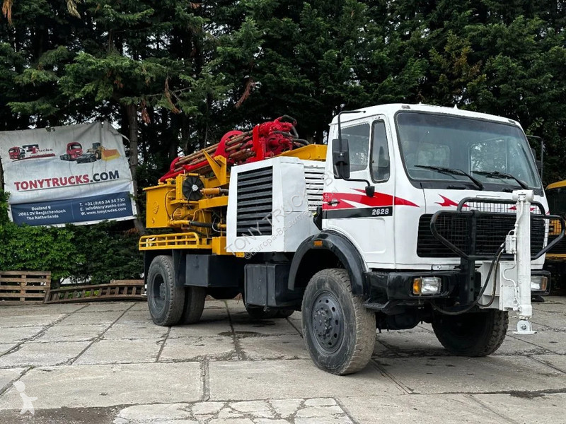 Camion Mercedes 2028 4X4 DRILLING RIG WIRTH M...