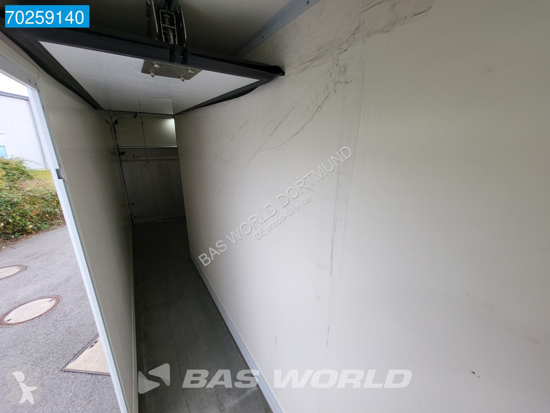 Camion Mercedes 816 4X2 7.49t Thermoking B-100...