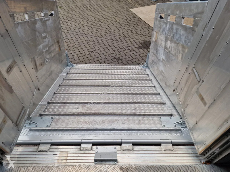 Camion Renault D210 4x2 - NEW - Pezzaioli 1...