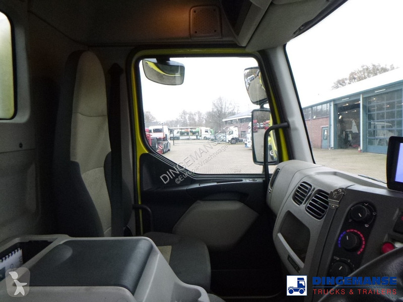 Camion Renault 180.14 dxi 4x2 RHD Euro 5 vacuum...