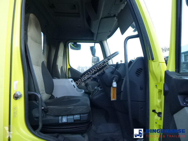 Camion Renault 180.14 dxi 4x2 RHD Euro 5 vacuum...