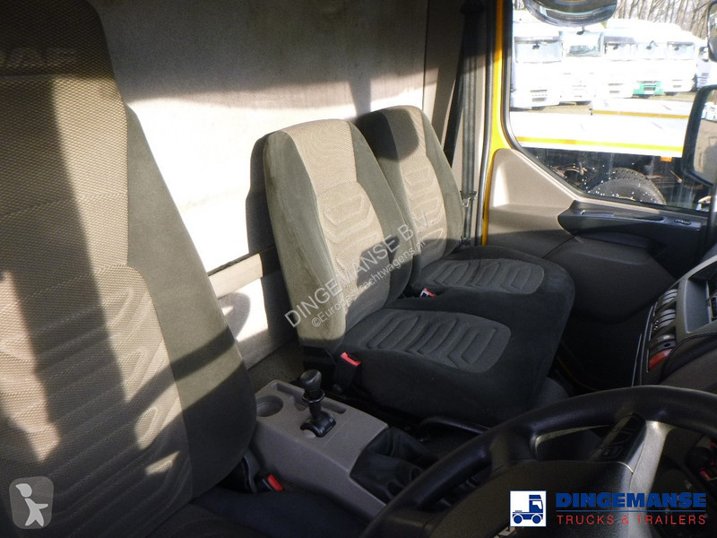Kamion DAF 55220 4X2 RHD Whale vacuum tank 8.1 m3