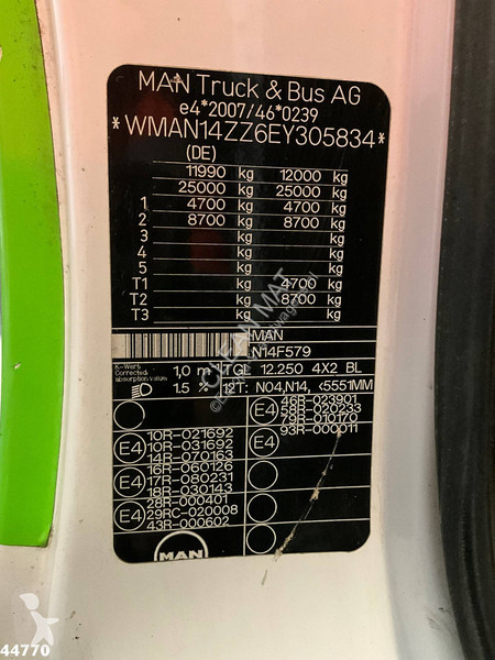 Camión MAN 12.250 Palfinger haakarmsysteem