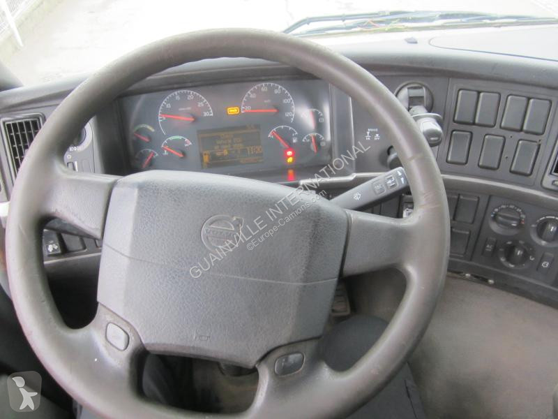 Kamion Volvo 260 FM