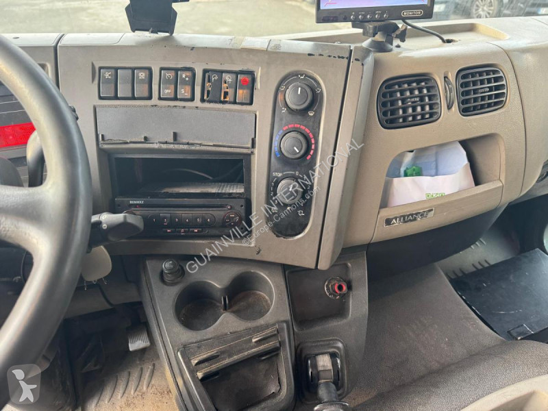 Camion Renault 300 DXI