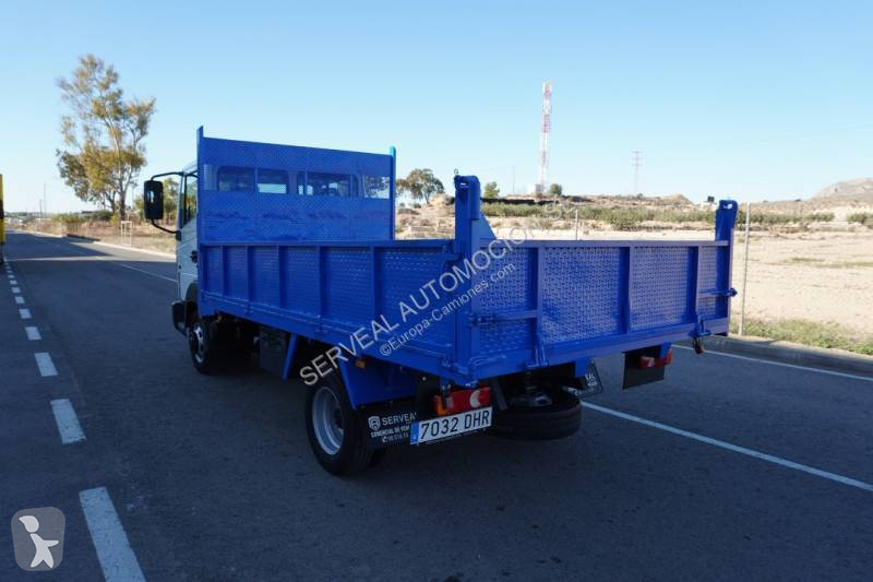Camion Nissan