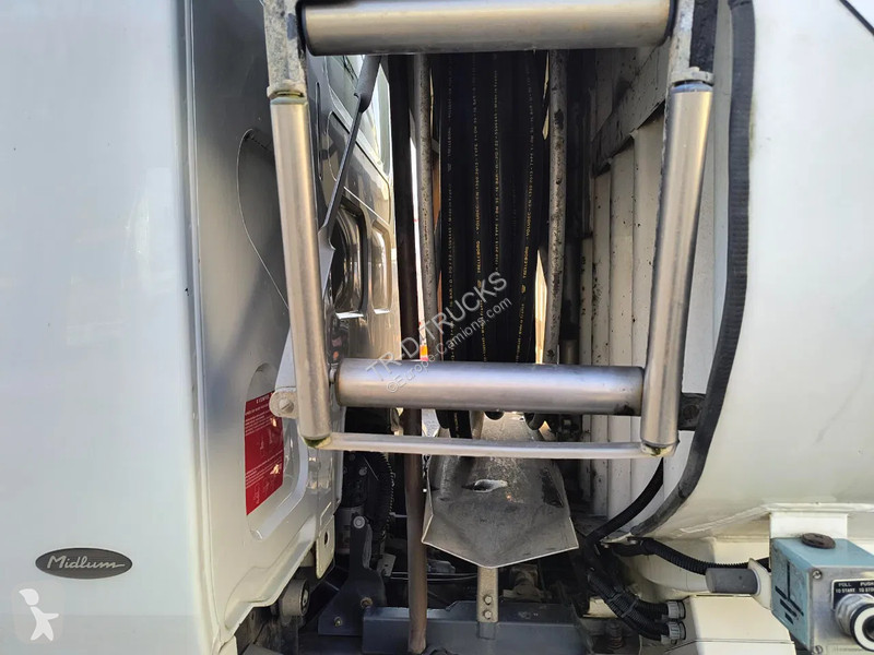 Camion Renault 210 CARBURANT / FUEL 10500L - 3...