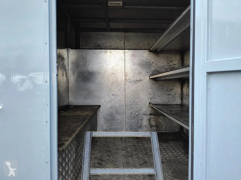 Camion Mercedes 815 GARDEN - MATERIAL BOX - RAMPS
