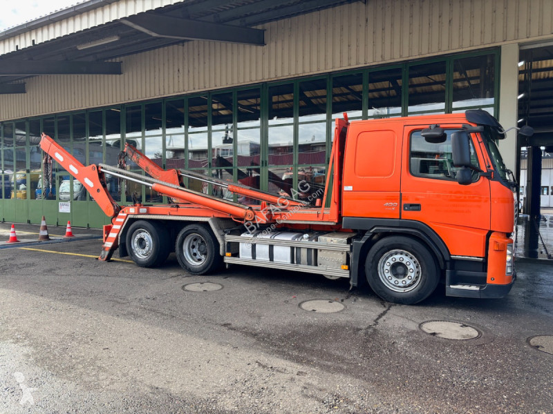 Kamion Volvo fm 400
