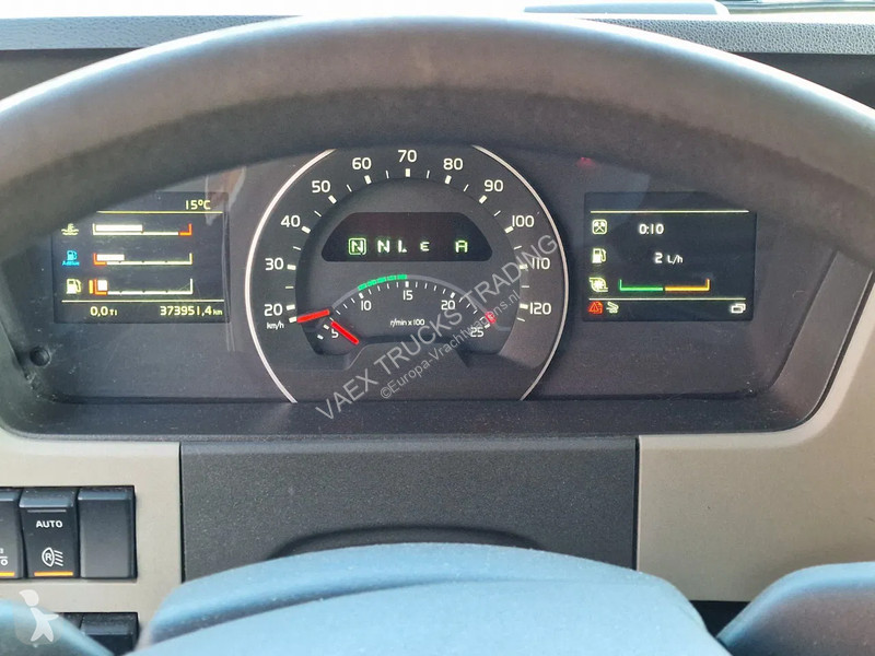 Kamion Volvo 330 4x2 - Carrier MT 18 Frigo -...
