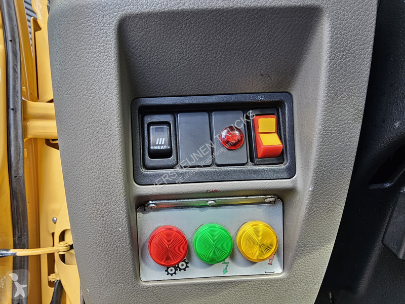 Camion Nissan CABSTAR / 19 mtr PLATFOR WORKER
