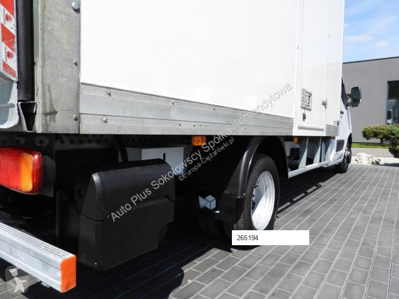 Camion Renault MASTER  KONTENER WINDA 8 PALET...