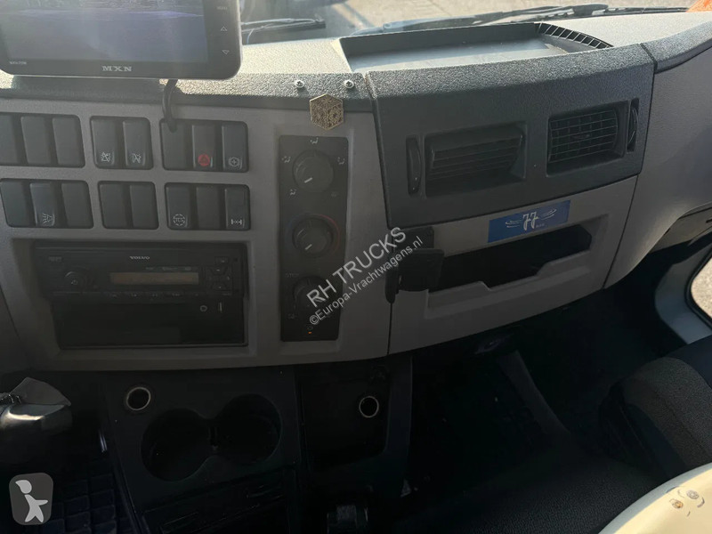 Kamion Volvo FL 250 4X2 EURO 6 BOX DHOLLANDIA...