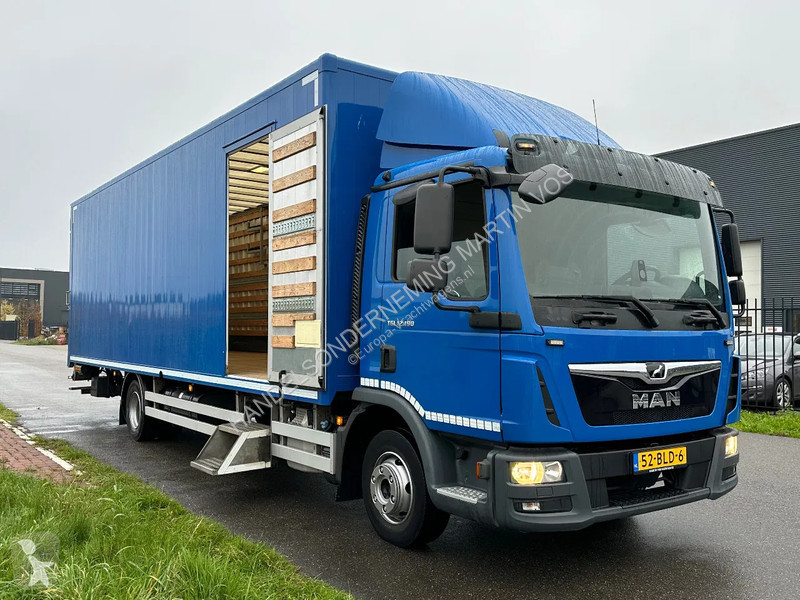 Kamion MAN 12.220. EURO6 . 2018. 820x247x240...