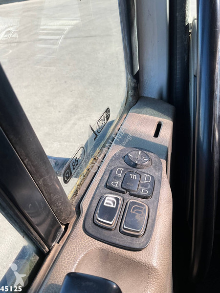 Camión DAF FAD 85  460 8x4 Hiab 16 Tonmeter...