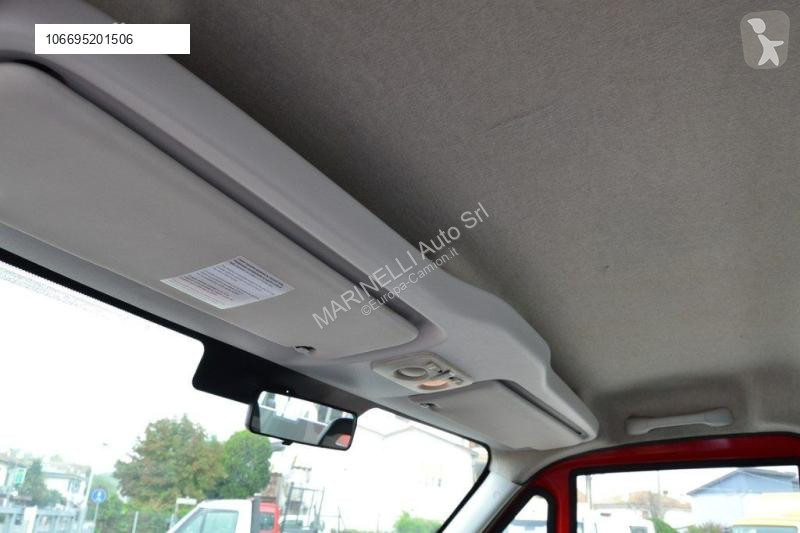 Veicolo commerciale Iveco DAILY 35C13