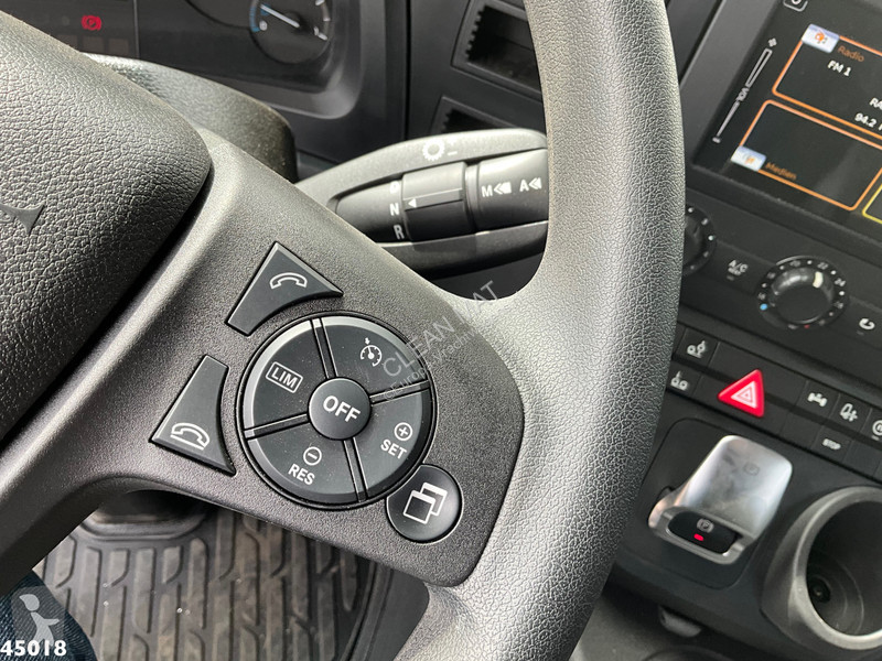 Camion Mercedes 2543 HMF 23 Tonmeter laadkraan