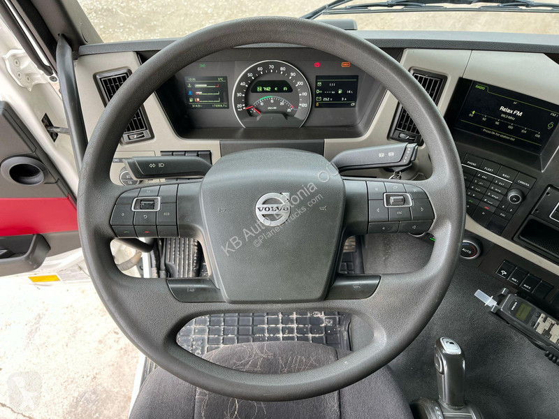Kamion Volvo 6x2*4 HMF 1120-K4 / TIPPER BOX...