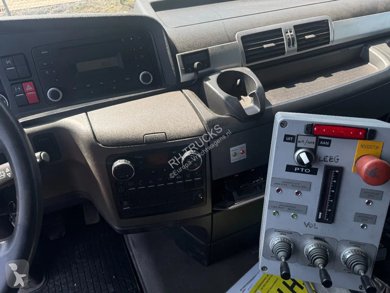 Kamion MAN 35.500 8X4 VAKO BANDLOSSER