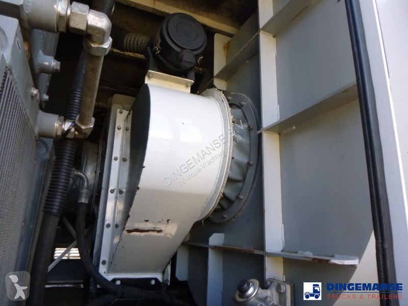 Camión Mercedes 3344 6x4 Saugbagger / vacuum...