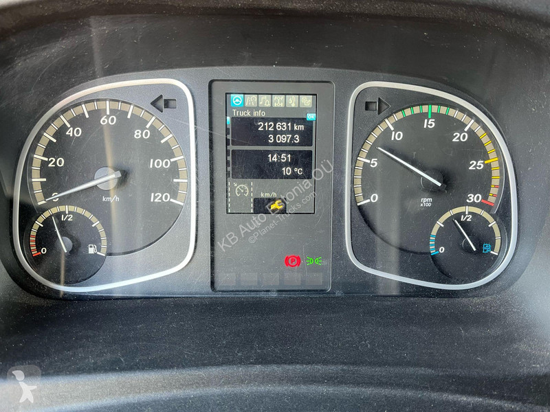 Camion Mercedes 1018 4x2 THERMOKING / BOX...