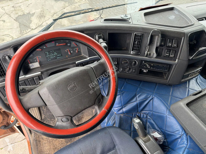 Kamion Volvo 500 6X2 EURO 5 HIAB 211 EP5 +...