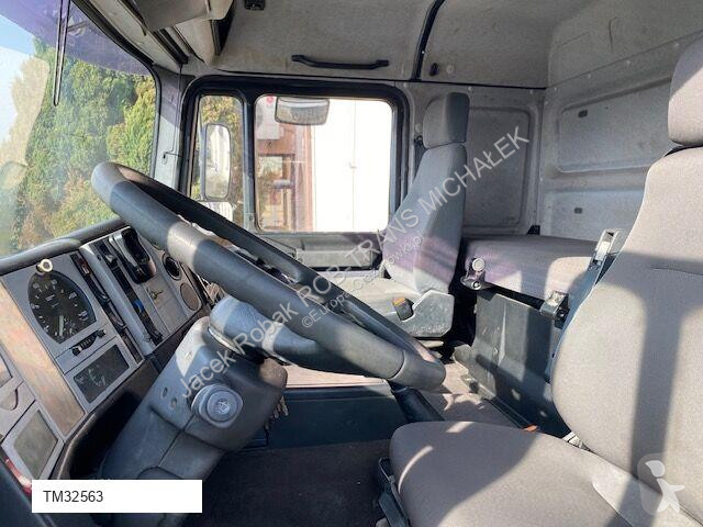Camion MAN F 2000 /