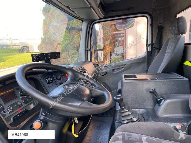Camion Mercedes 818