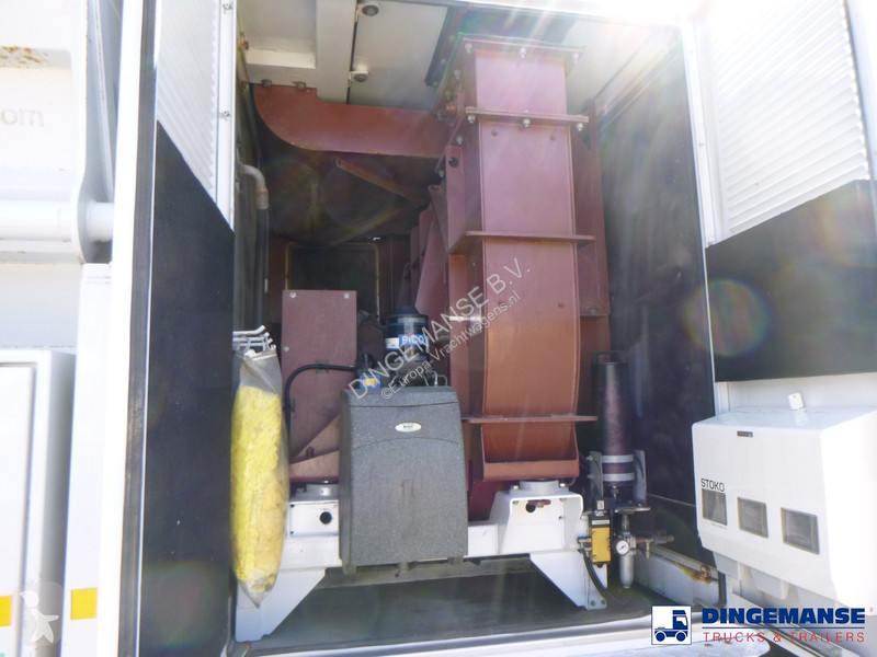 Kamion Mercedes 1842 4x2 RHD Saugbagger /...