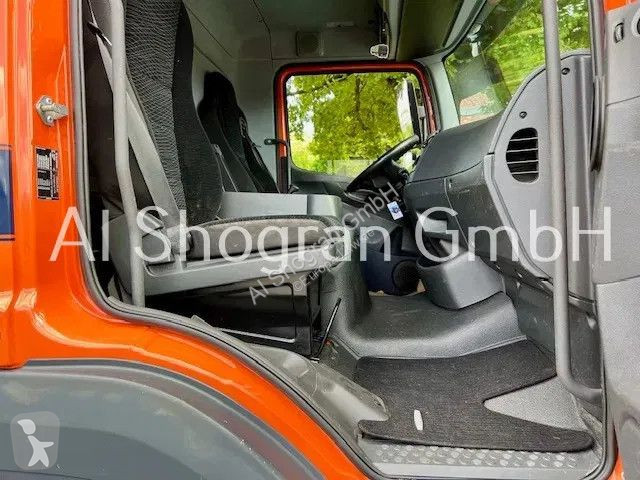 Kamion Mercedes 1218 BDF Koffer / Voll Luft /...
