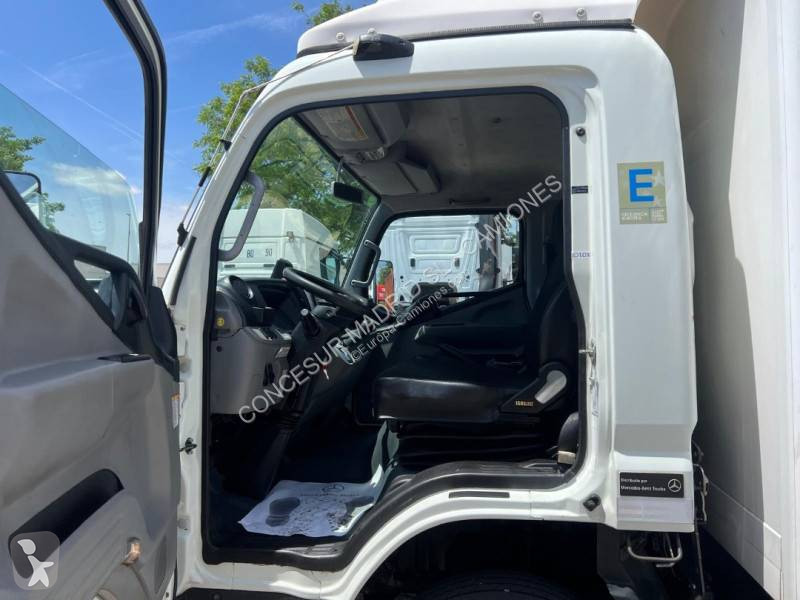 Camion Mitsubishi Fuso