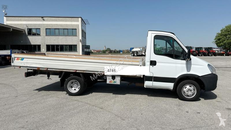 Kamion Iveco DAILY 35C13 4x2